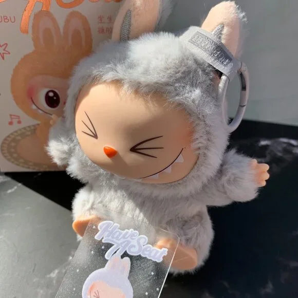 POP MART Have A Seat Labubu HEHE - Picture 3 of 7